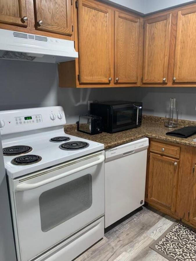 5145 Porsche Newly Remodeled 2 Bdrm Ranch Attached Home Princeton Exterior foto